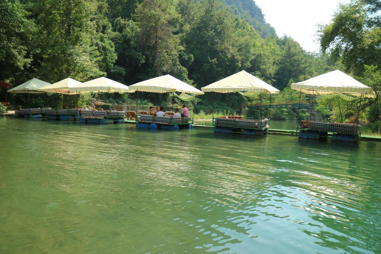 Bilkay Hotel Аланя Екстериор снимка