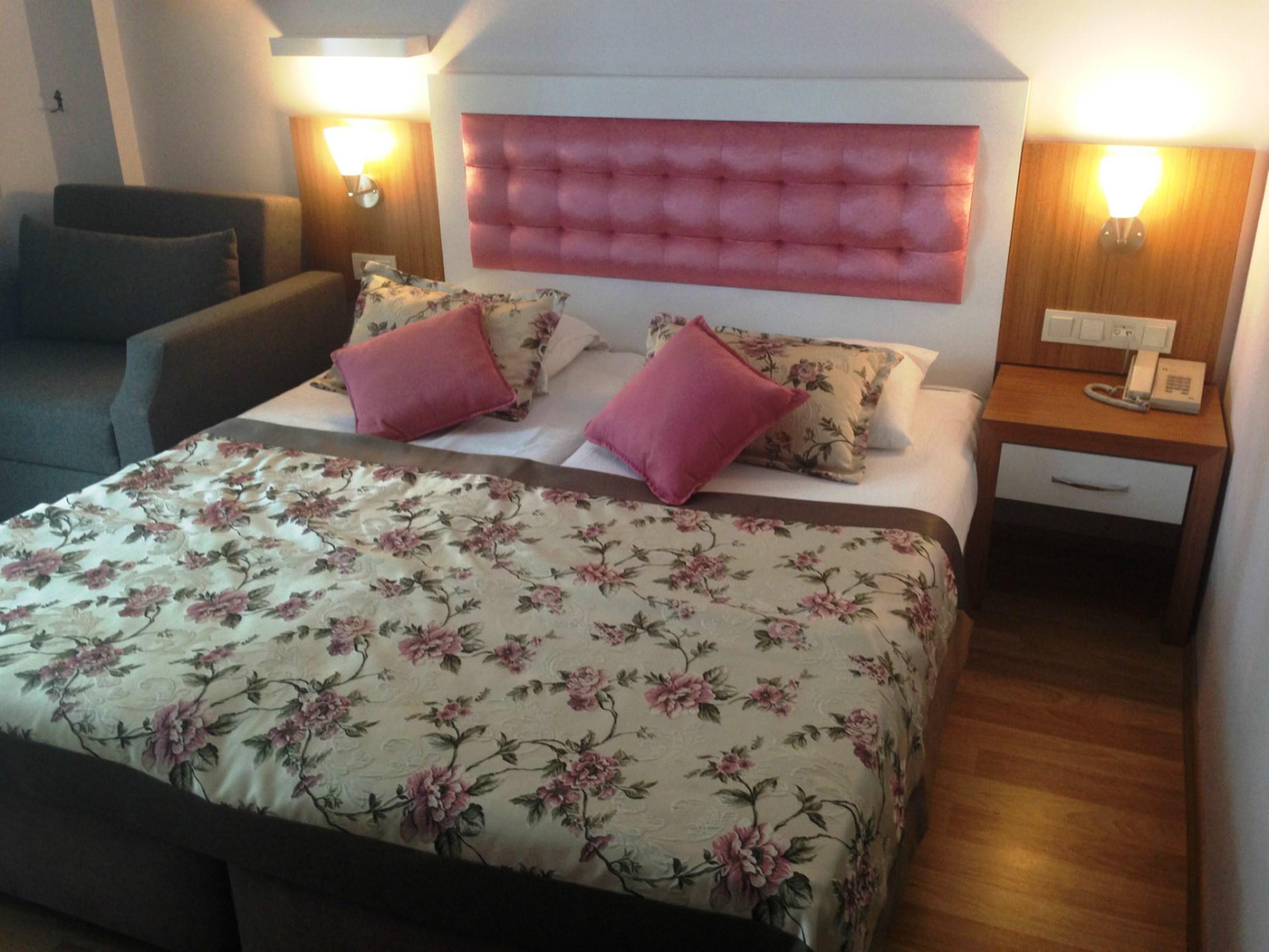 Bilkay Hotel Аланя Екстериор снимка