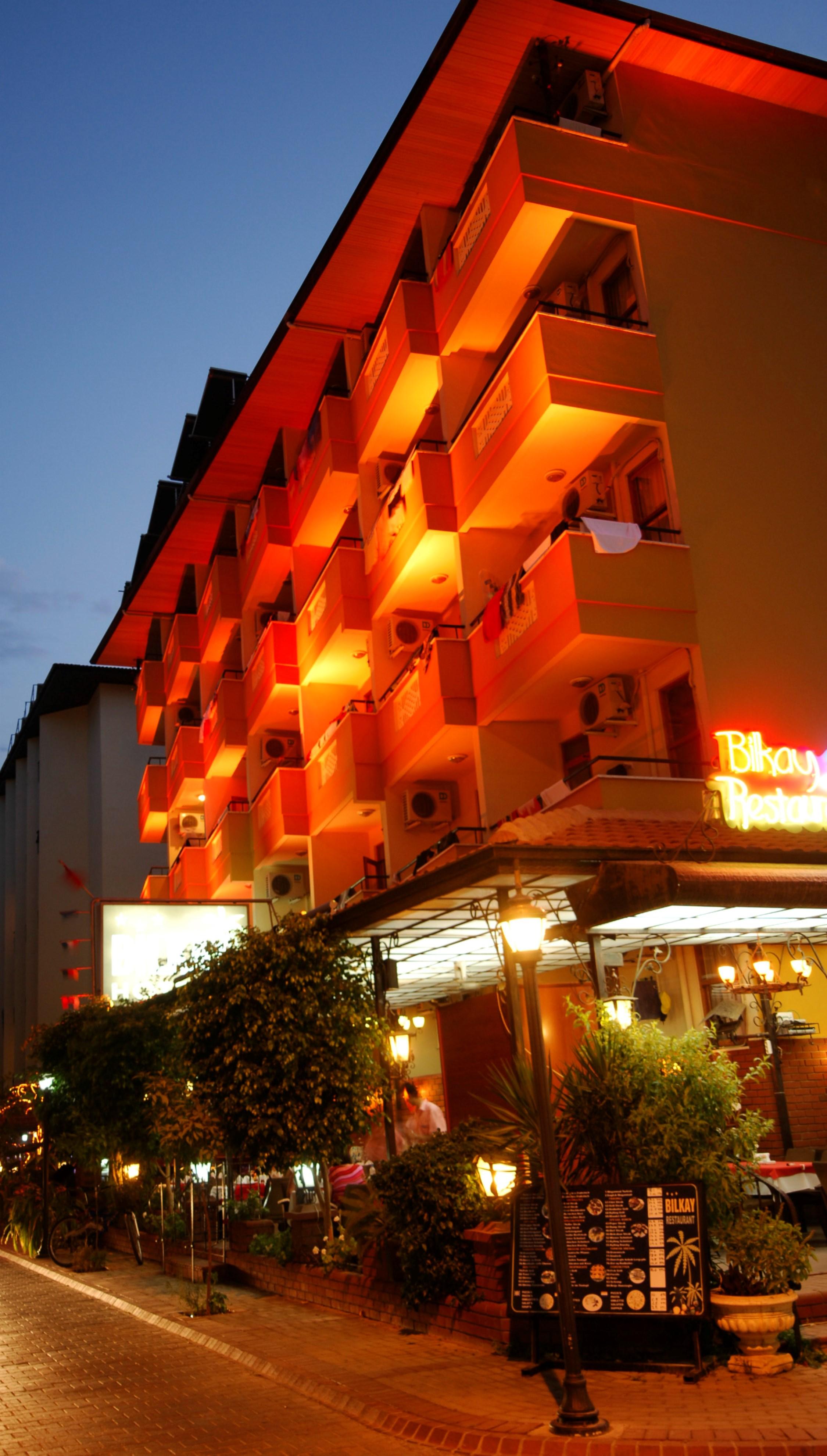 Bilkay Hotel Аланя Екстериор снимка