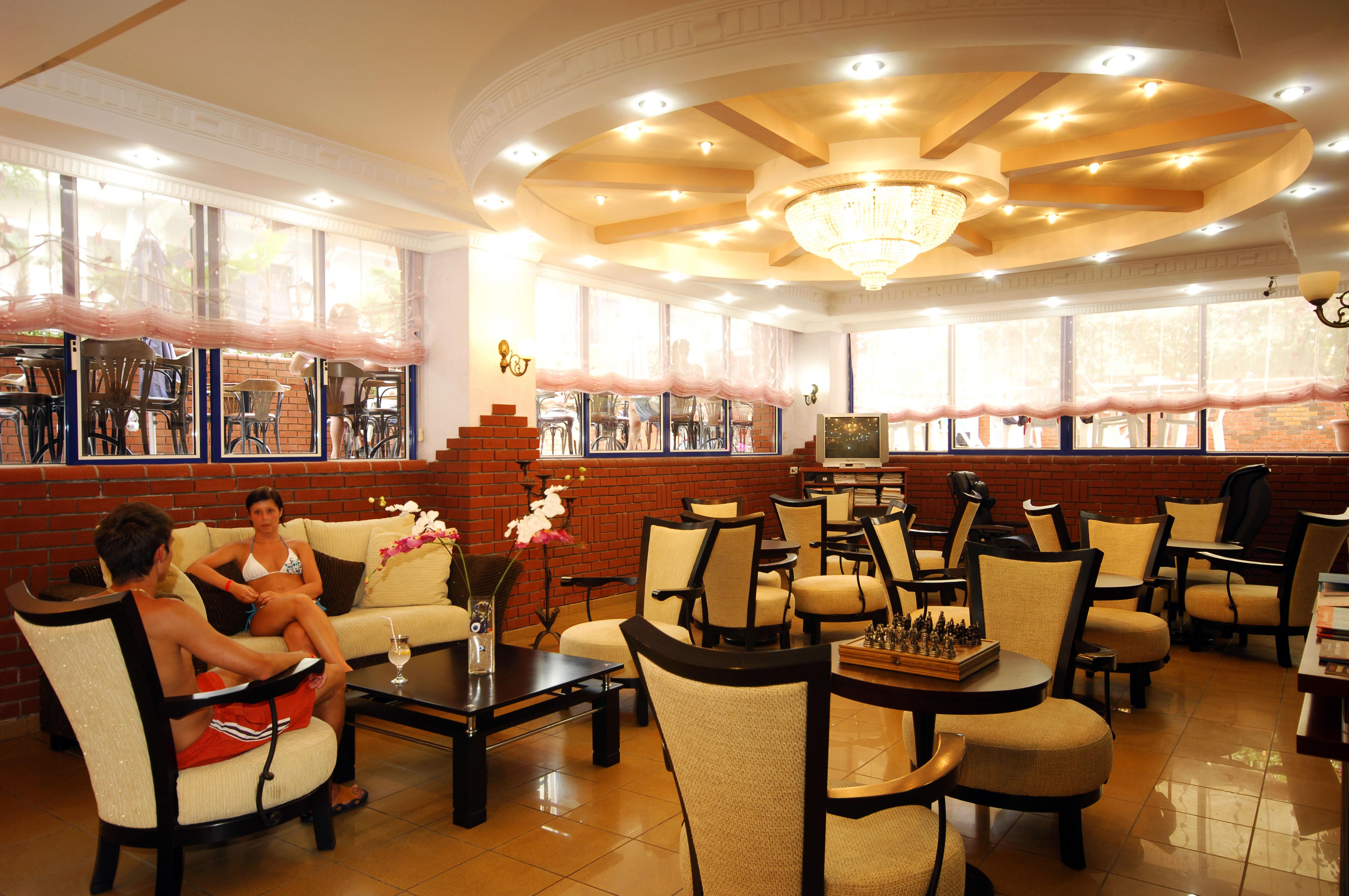 Bilkay Hotel Аланя Екстериор снимка